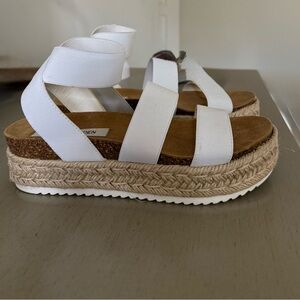 Steve Madden sandals Size 6